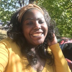 Meet your Posher, Johnyella